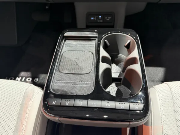Hyundai interior car shot LA Auto Show