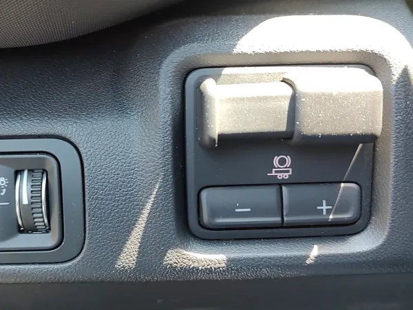 Photo of brake controller buttons.