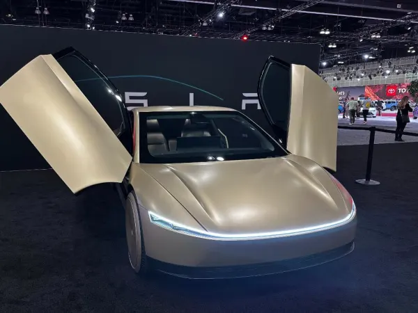 Photo of Tesla Robotaxi display at 2024 LA Auto Show.