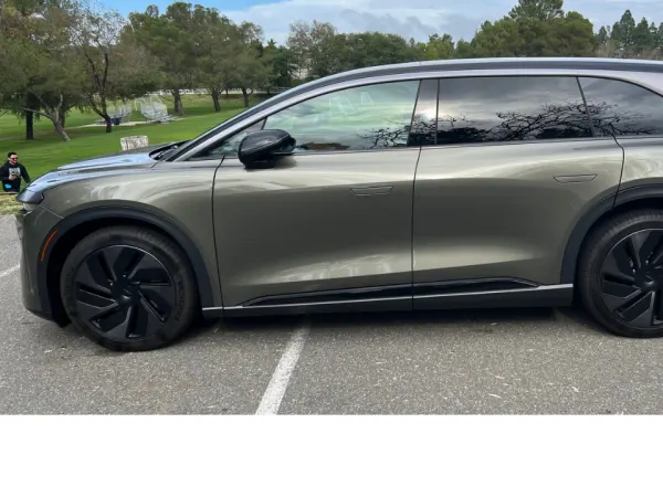 Outdoor side view of Lucid Gravity.