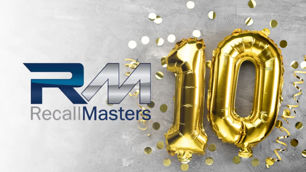 Recall Masters logo and big golden 10 balloon