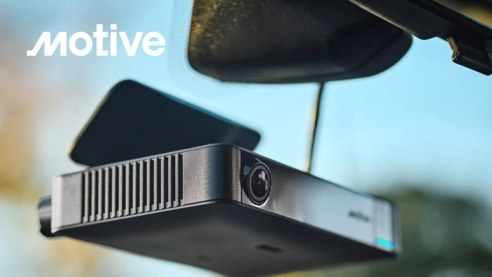 Image of a dash cam mounted to a windshield