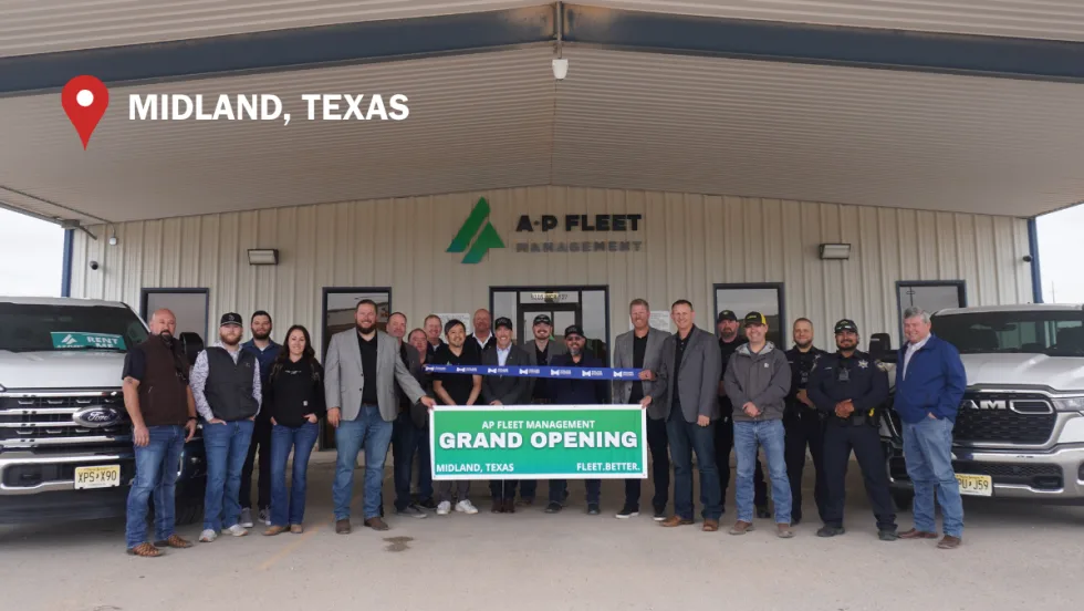 Group photo of AP Fleet Management employees, community members, and local officials celebrating the opening of the company’s new Midland, Texas, location.