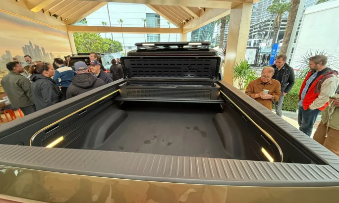 Electric truck bed.