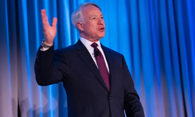 Commander Lippold on stage,