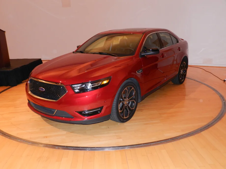 Ford Previews Fleet Vehicles for 2012 and Beyond