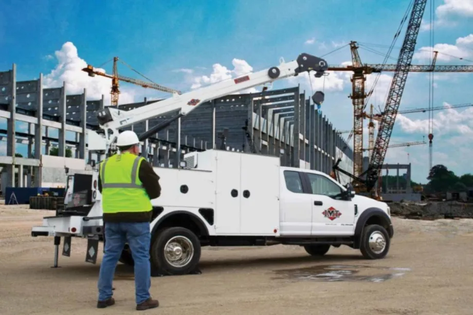 IMT Showcases New Lightweight Service Truck Package