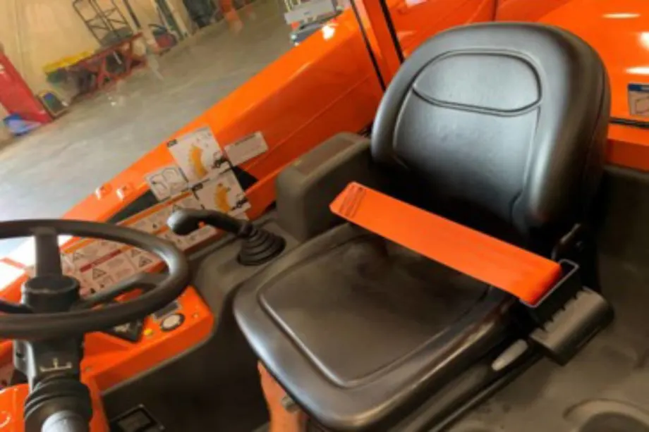 Seatbelt Engagement, Operator Presence Option Available for JLG Telehandlers