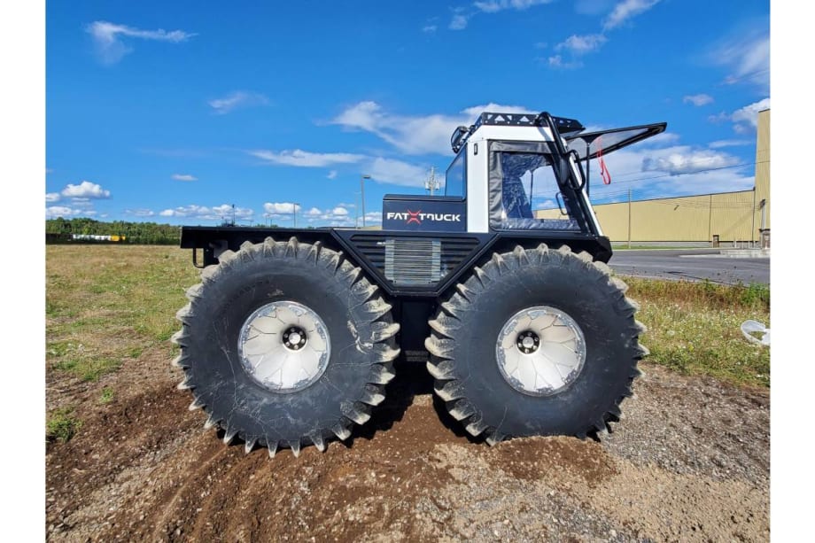 Fat Truck Releases Amphibious Pickup Model for Utility Industry