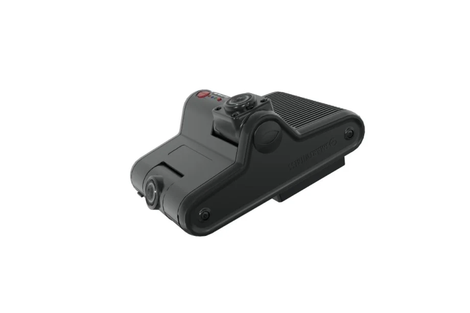 SmartWitness Debuts Modular Road-, Driver-Facing Dashcam