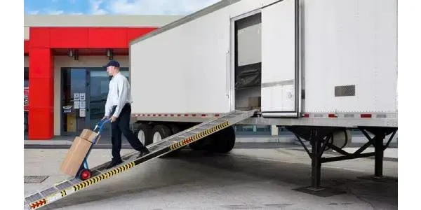 Assa Abloy MD2000 Automated Reefer Door Reduces Frustration