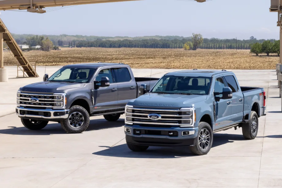 2023 Ford Super Duty — New Engines, Advanced Tech