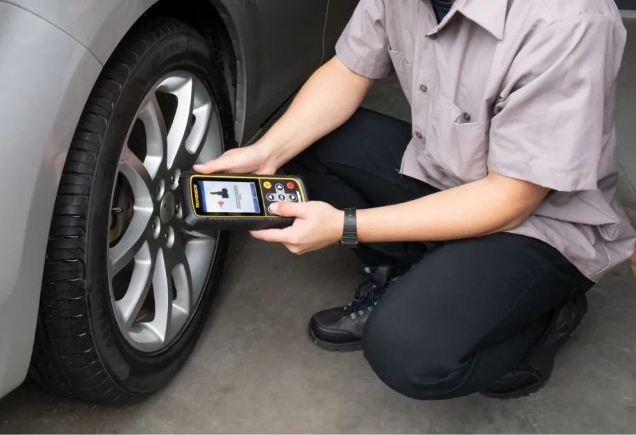 New Tire Pressure Monitoring System for Trucks & Vans