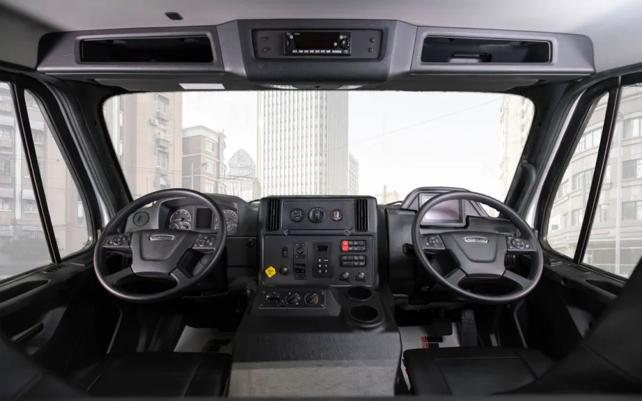 Fontaine's New Premium Sit-Down Dual Drive Conversion for Freightliner Medium-Duty Trucks