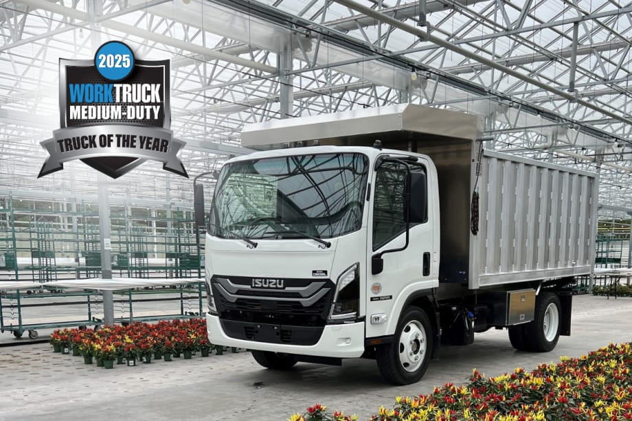 Isuzu Wins 2025 Medium-Duty Truck of the Year Award