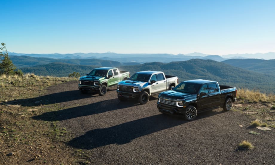 2027 Chevrolet Silverado 1500 models in a row