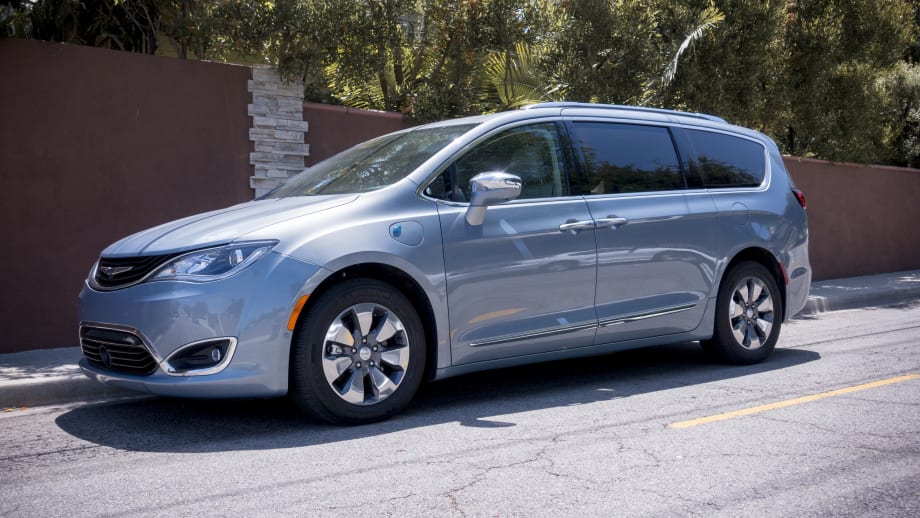 2017 Chrysler Pacifica Hybrid