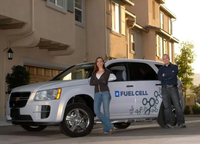 What’s it Like to Drive a Hydrogen Fuel Cell Vehicle?