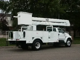 Weight-Reduced Hydraulic Lift