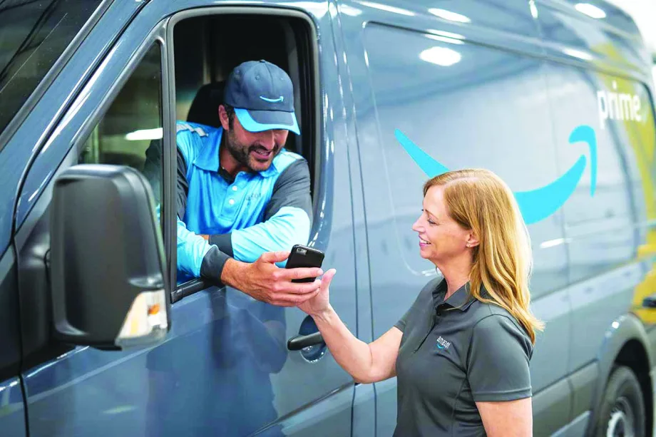 Predictive Analytics to Revolutionize Last-Mile Delivery