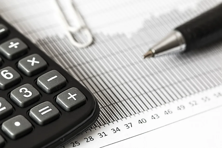 Tax Change Prompts Companies to Consider Company-Provided Vehicles vs. Reimbursement